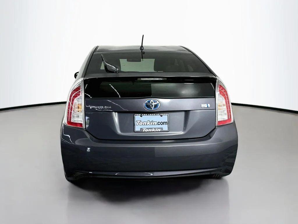 Used 2012 Winter Gray Metallic Toyota Two image 7
