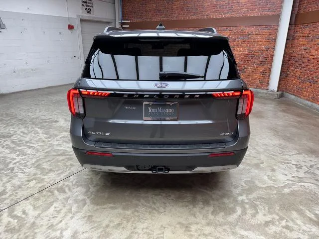 New 2026 Carbonized Gray Metallic Ford Active image 4