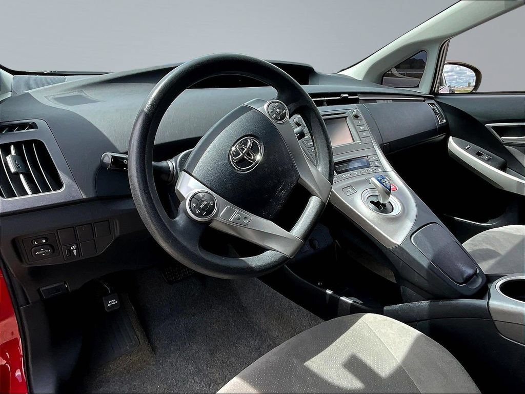 2015 Toyota Prius 6