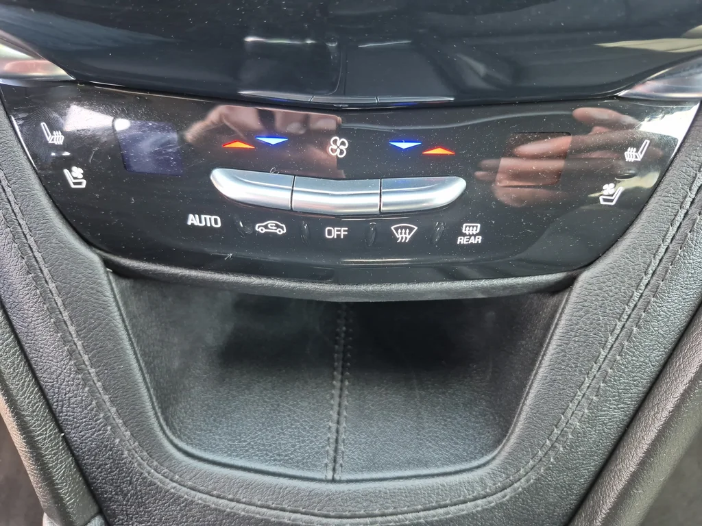 Used 2024 Silver Cadillac Sport image 22