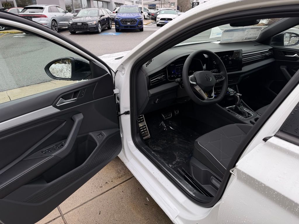 2026 Volkswagen Jetta Sport - Photo 17