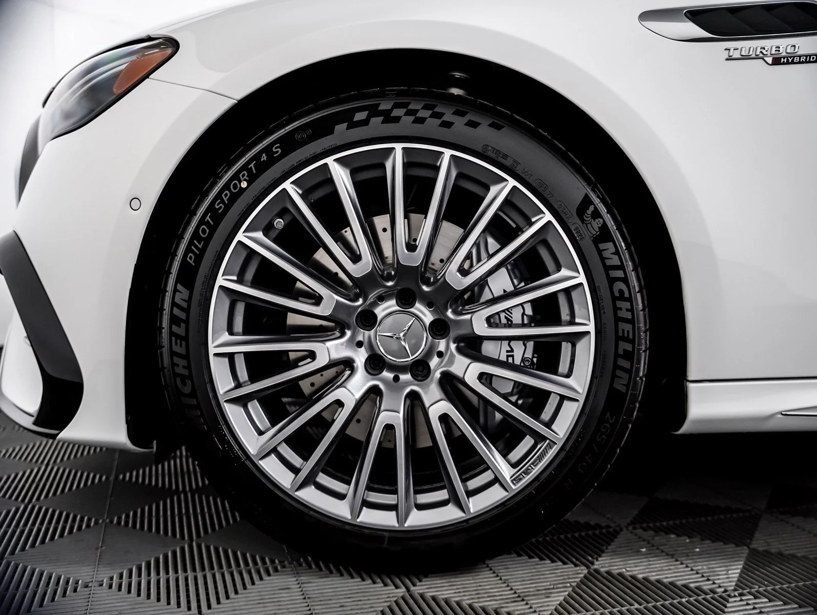New 2027 Polar White Mercedes-Benz AMG® E 53 Hybrid image 6