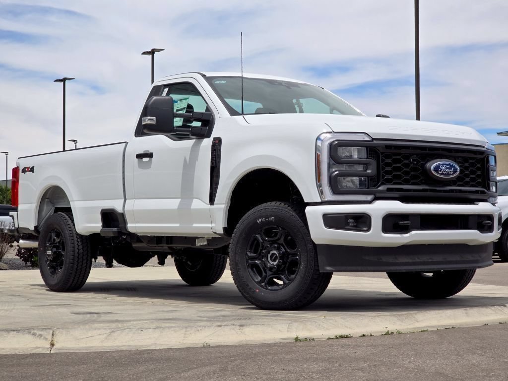 New 2026 Oxford White Ford XL/STX image 2