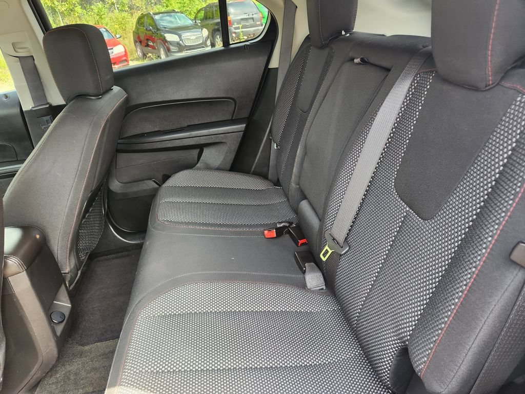 Used 2016 SILVER ICE METALLIC Chevrolet LT image 20