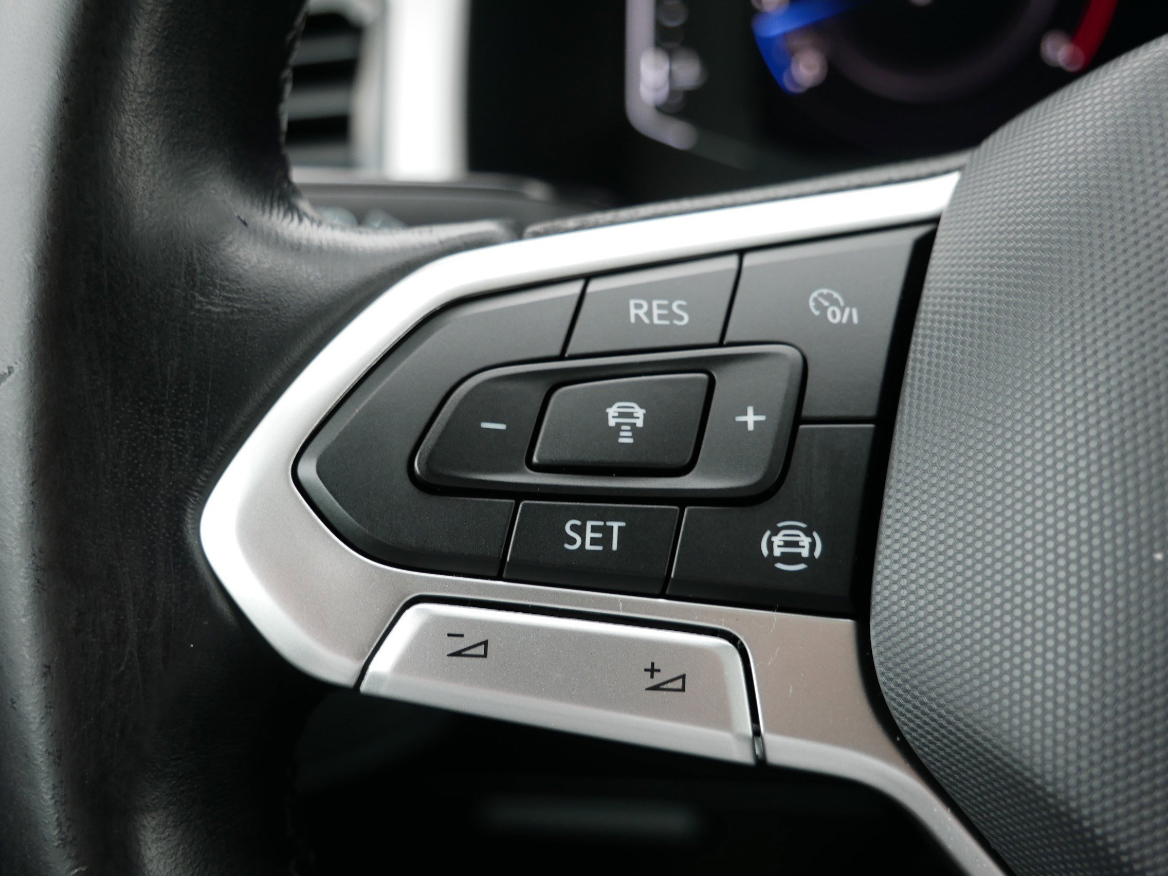 2021 Volkswagen Atlas SEL - Photo 28
