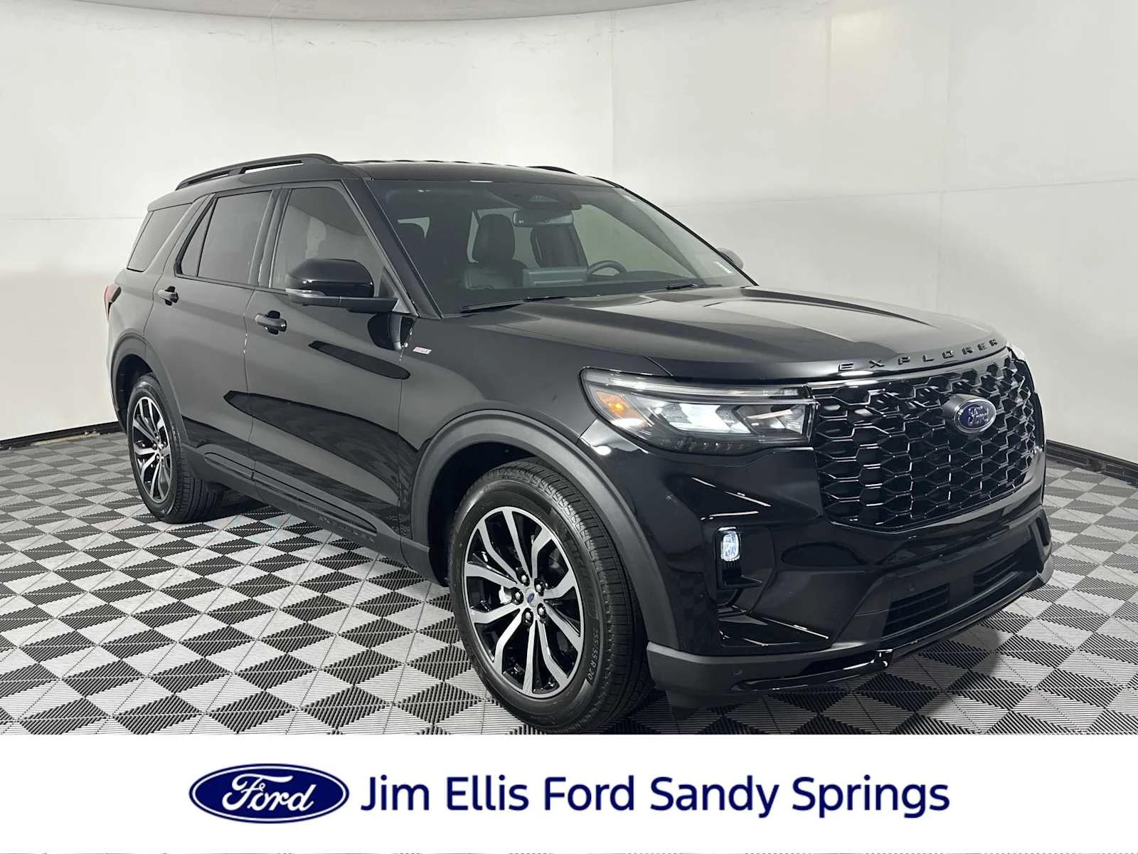 2026 Ford Explorer ST-LINE RWD's photo