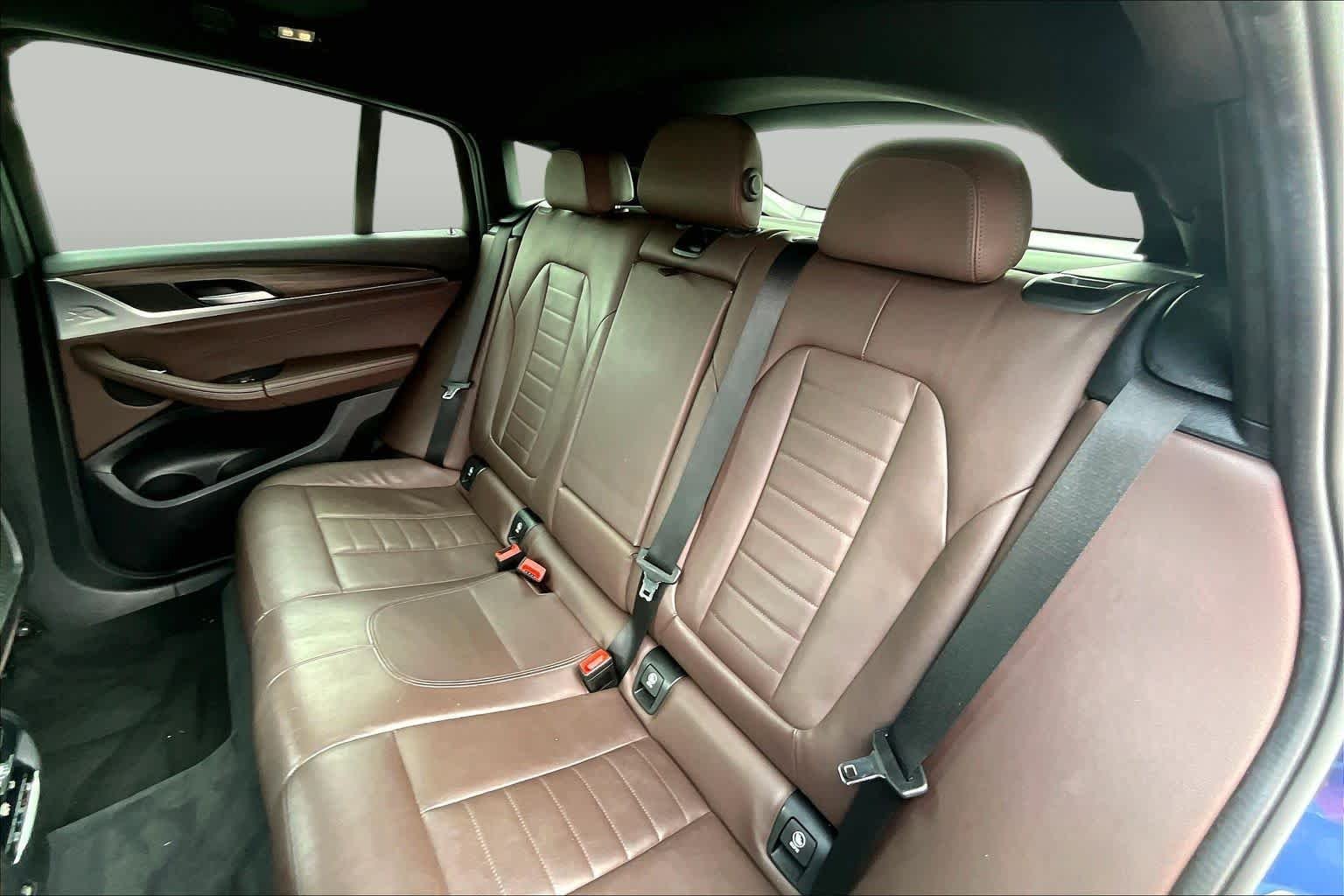 Used 2020 Phytonic Blue Metallic BMW xDrive30i image 21