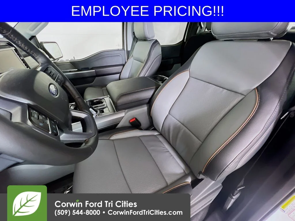 New 2026 Star White Metallic Tri-Coat Ford Lariat image 26