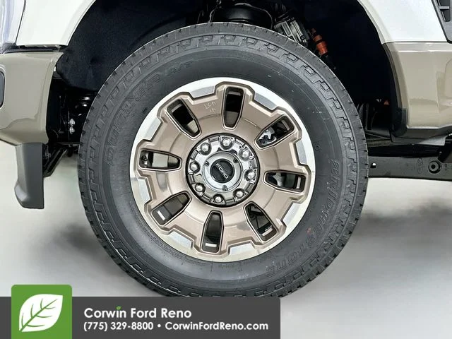 New 2026 Star White Metallic Tri-Coat Ford King Ranch image 34