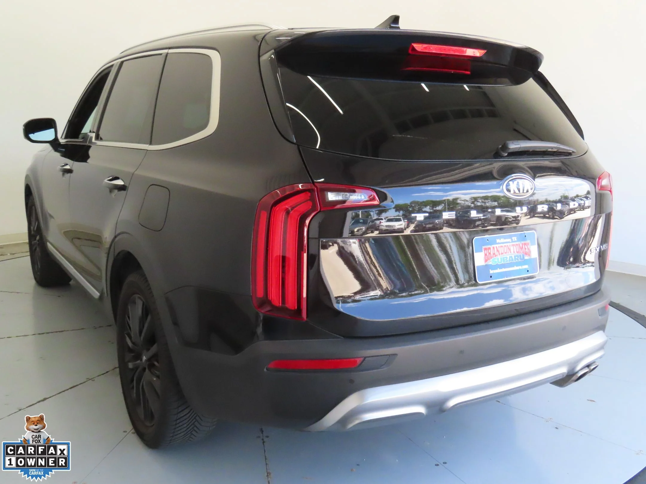 Used 2021 Black Kia SX image 6