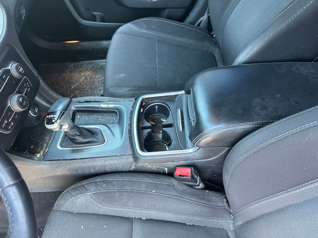 Used 2015 Blue Dodge SXT image 37