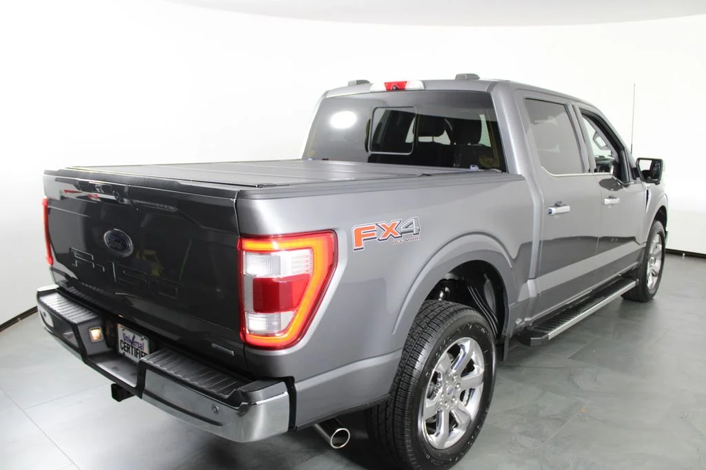 Used 2022 Gray Ford Lariat image 3