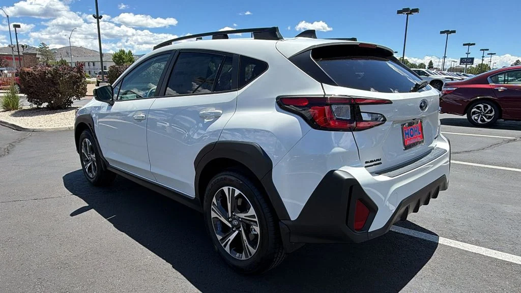 New 2026 CRYSTAL WHITE PEARL Subaru Premium image 5