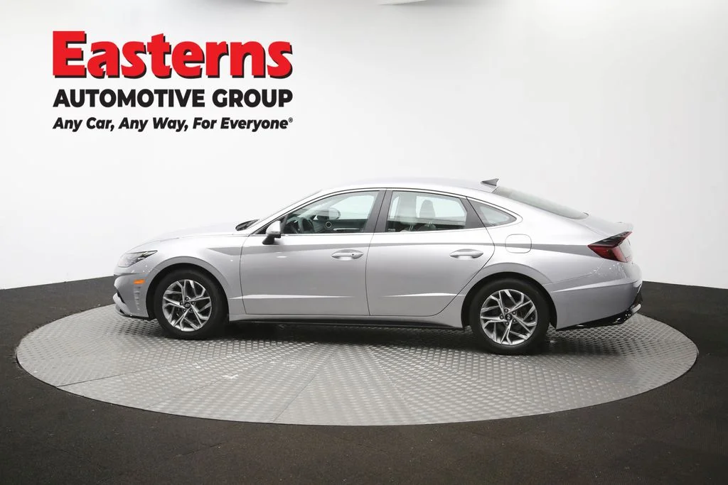 Used 2023 Silver Hyundai SEL image 60