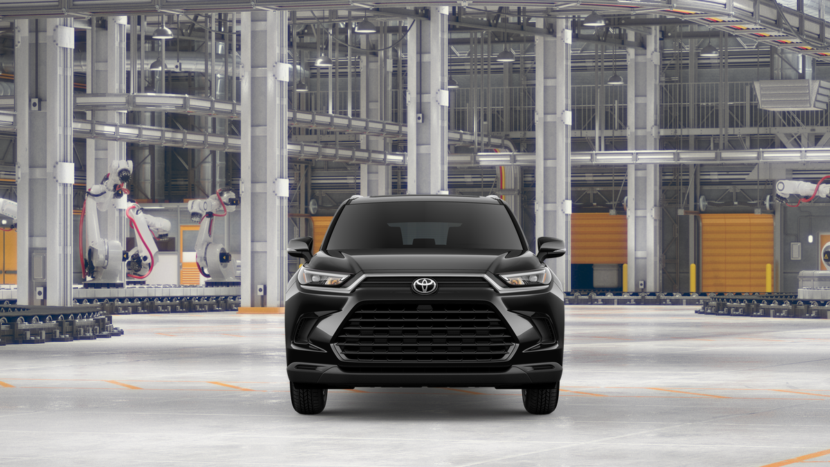 New 2026 Midnight Black Metallic Toyota Hybrid XLE image 17