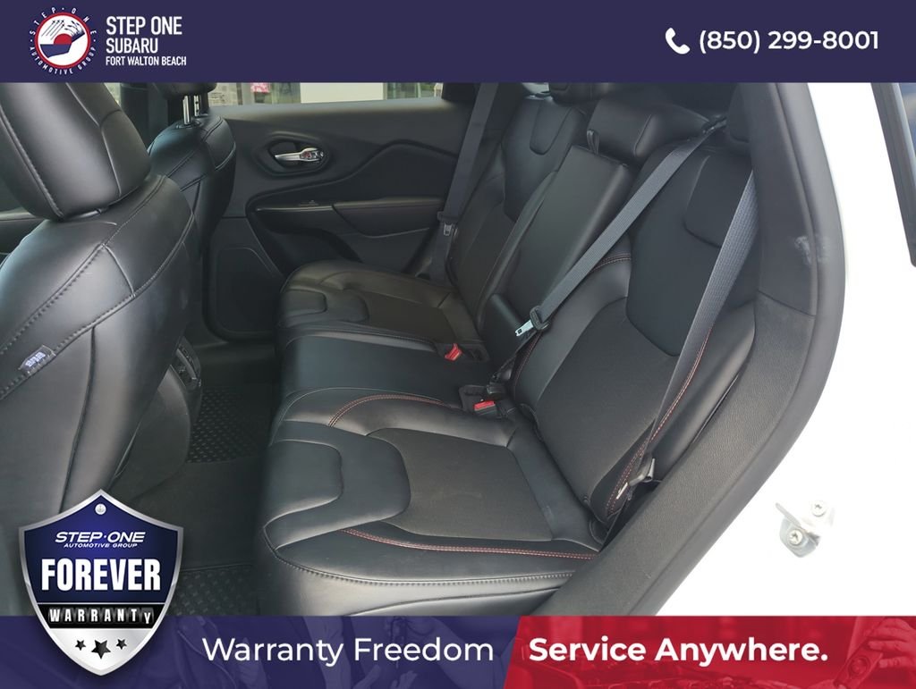 Used 2022 White Jeep Trailhawk image 28