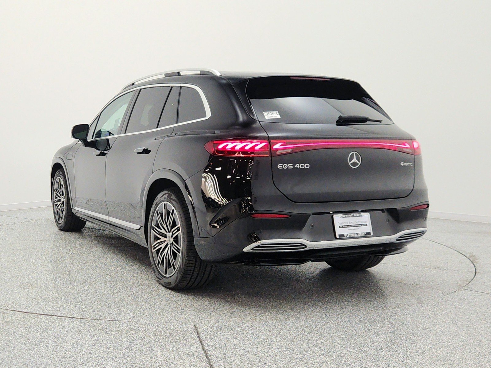New 2026 Black Mercedes-Benz EQS 400 4MATIC® SUV image 7