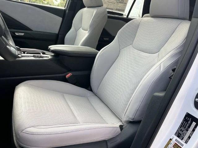 New 2026 Wind Chill Pearl Lexus PREMIUM AWD image 25