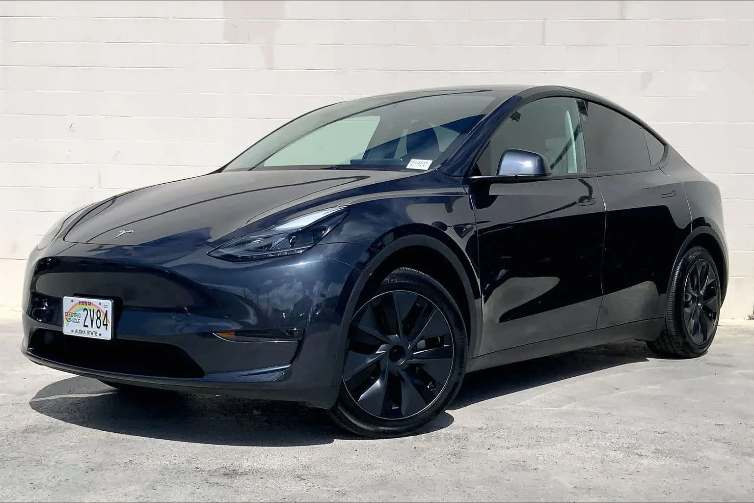2024 Tesla Model Y Long Range Rear Wheel Drive's photo