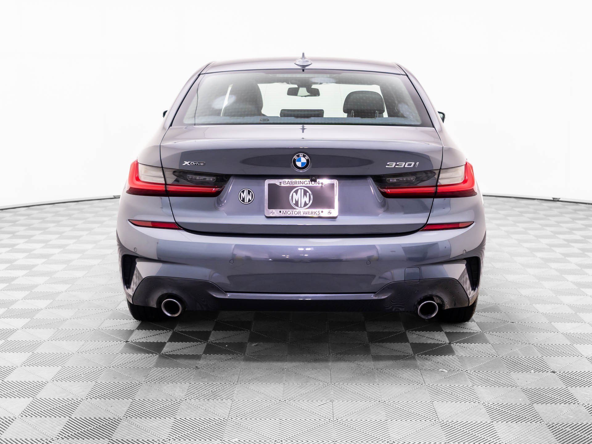 Used 2021 Mineral Grey Metallic BMW 330i xDrive image 5
