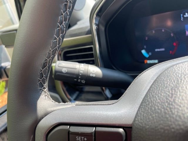 New 2026 Agate Black Metallic Ford F-250® Lariat® image 18