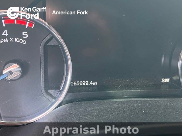 Used 2017 White Ford Platinum image 1