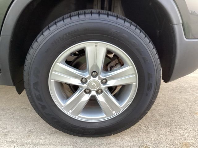 Used 2020 Gray Chevrolet LS image 23