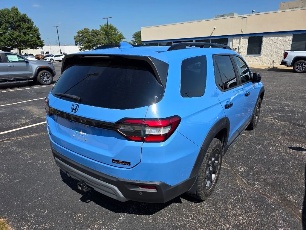 Used 2023 Diffused Sky Pearl Honda TrailSport image 3