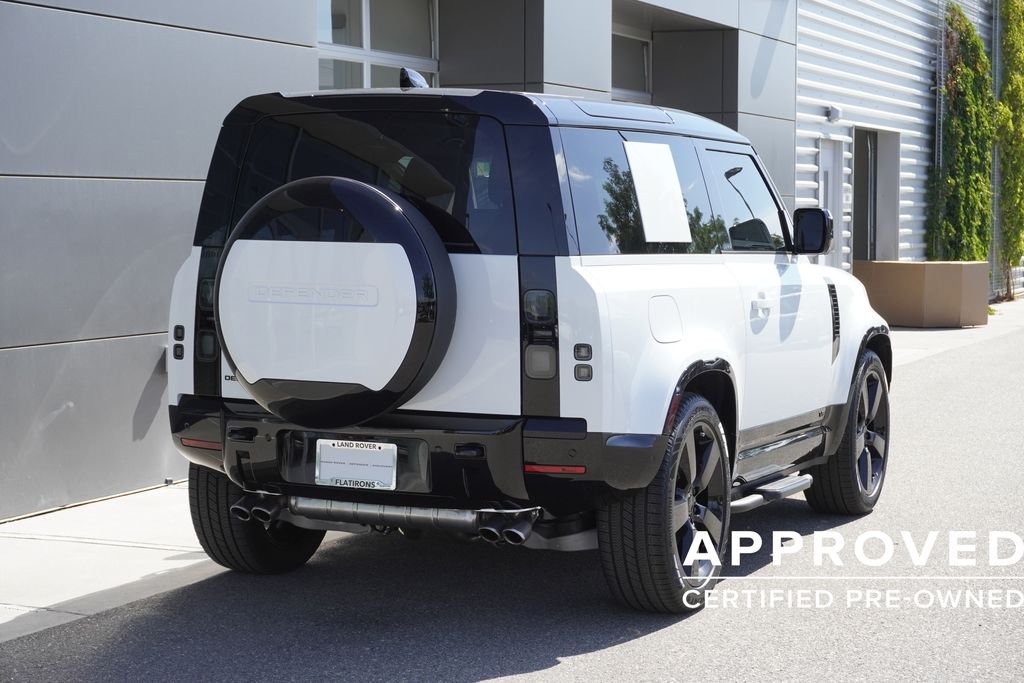 Certified Used 2026 White Land Rover V8 image 2