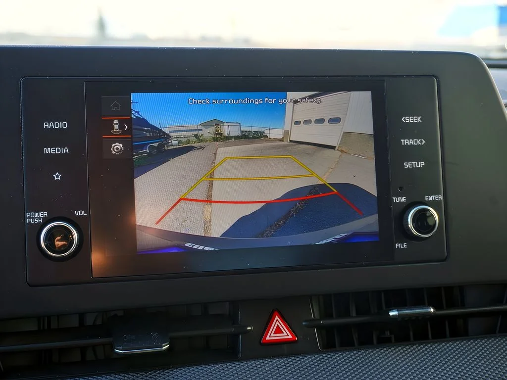 2023 Kia Sportage LX - Photo 25