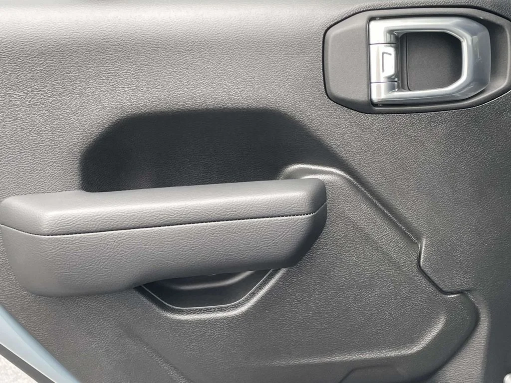 New 2026 Anvil Clearcoat Jeep Sport S image 20