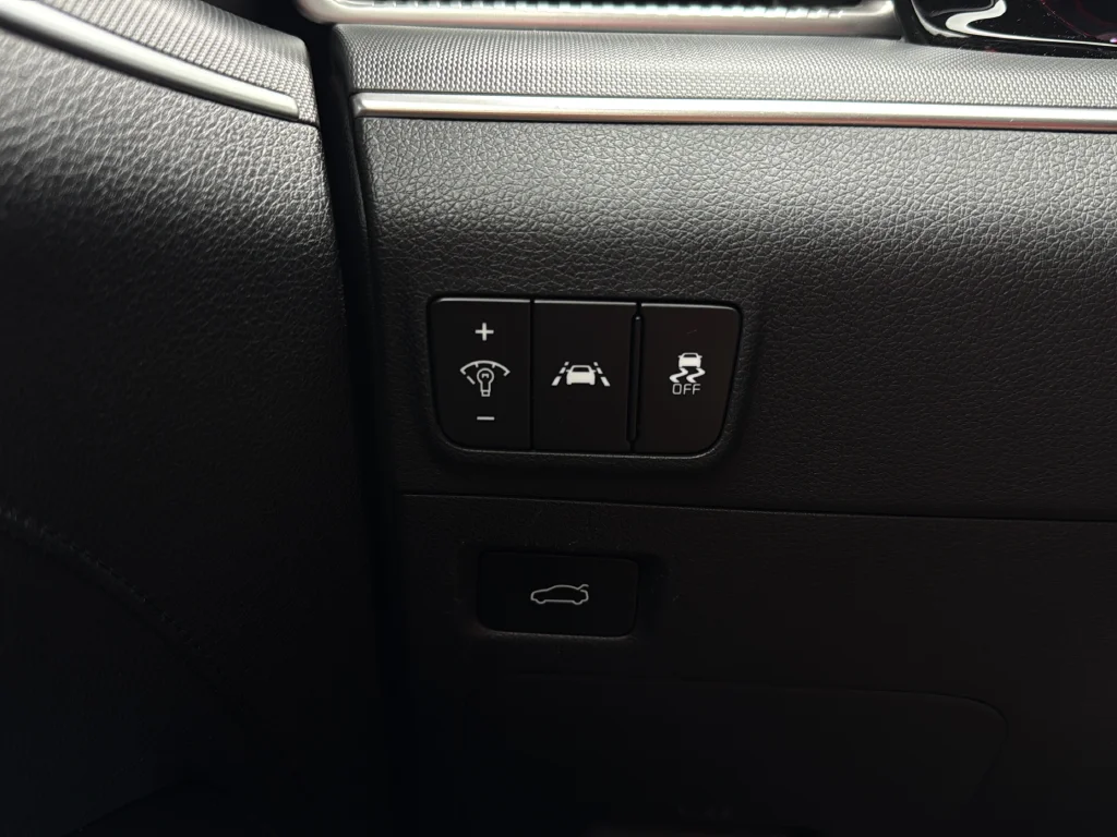 Used 2024 Passion Red Kia GT-Line image 18