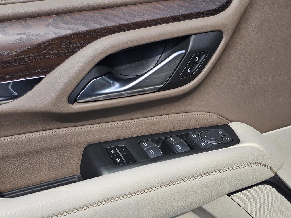 Used 2023 Onyx Black GMC Denali image 17
