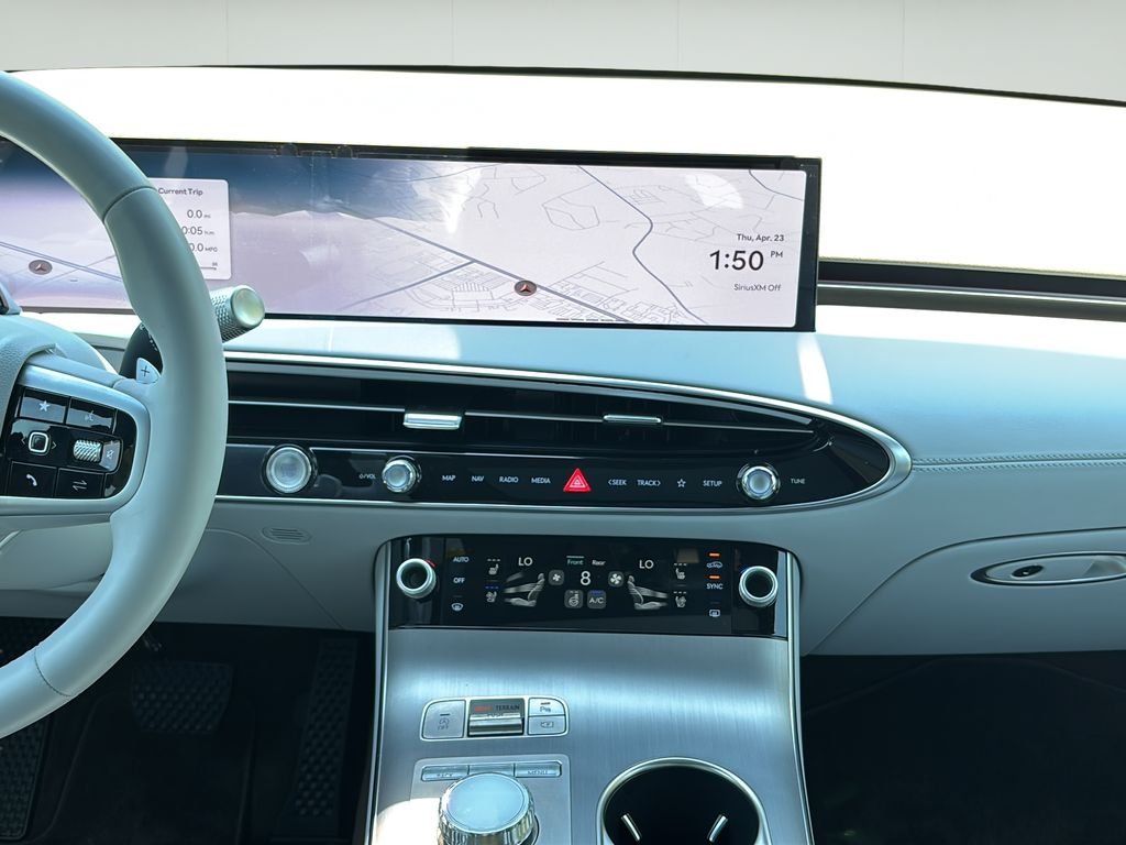 2026 GENESIS GV70 Advanced - Photo 18