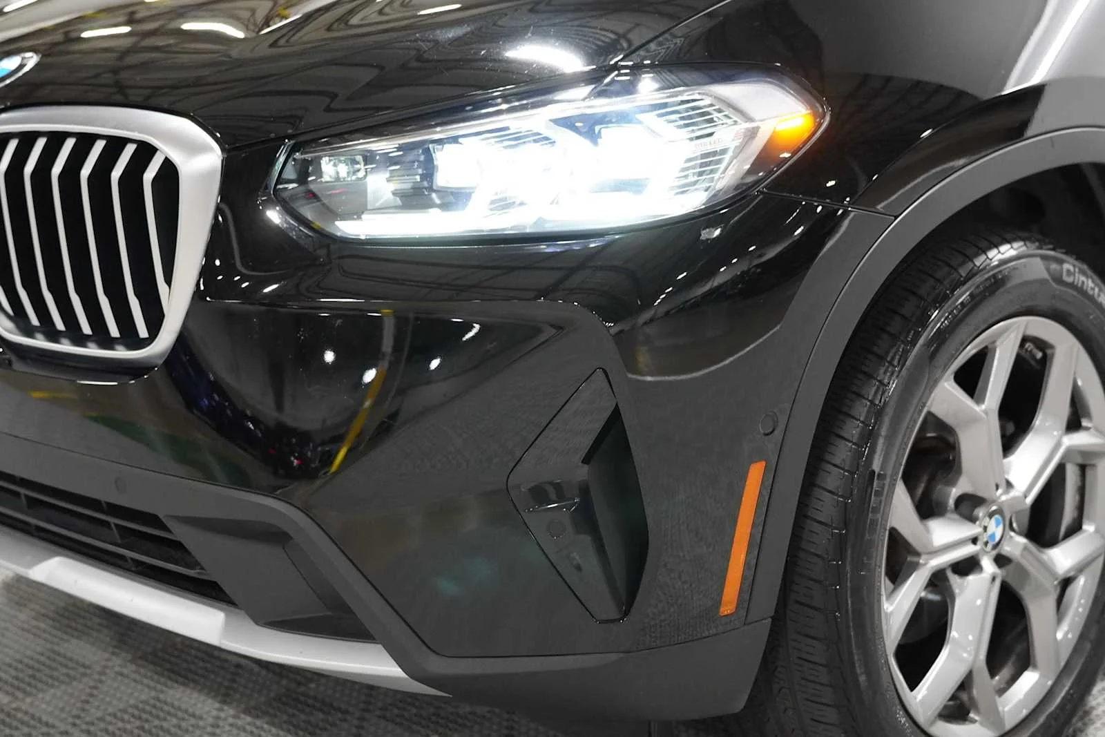 Certified Used 2024 Jet Black BMW xDrive30i image 7