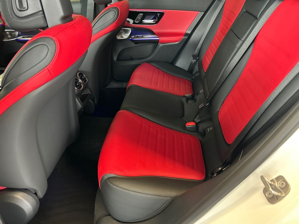 New 2027 Polar White Mercedes-Benz GLC 300 image 24
