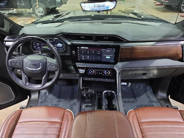 Used 2026 Black GMC Denali Ultimate image 10