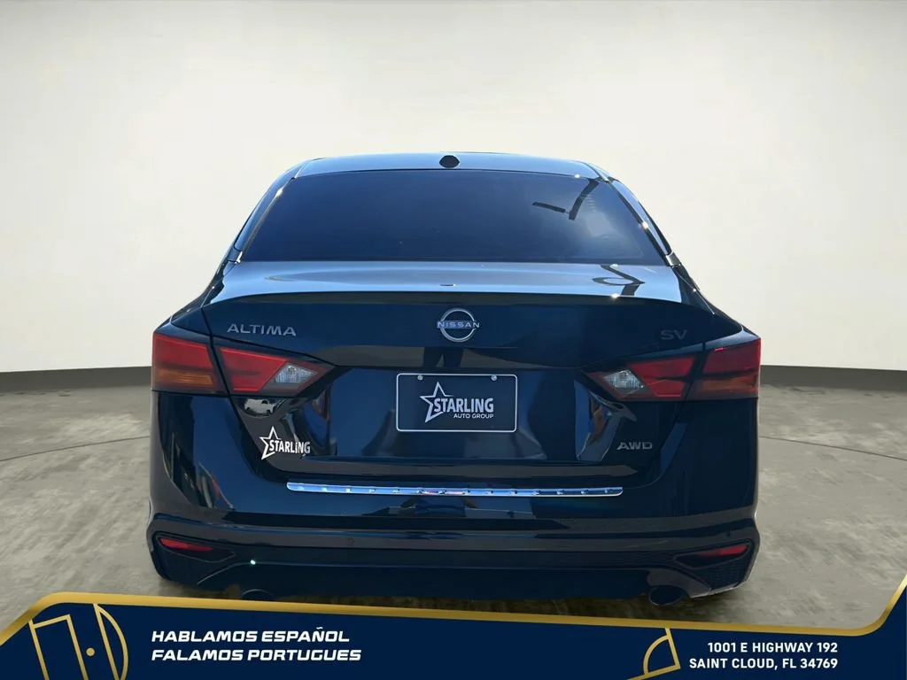 Used 2023 Black Nissan SV Intelligent AWD image 5