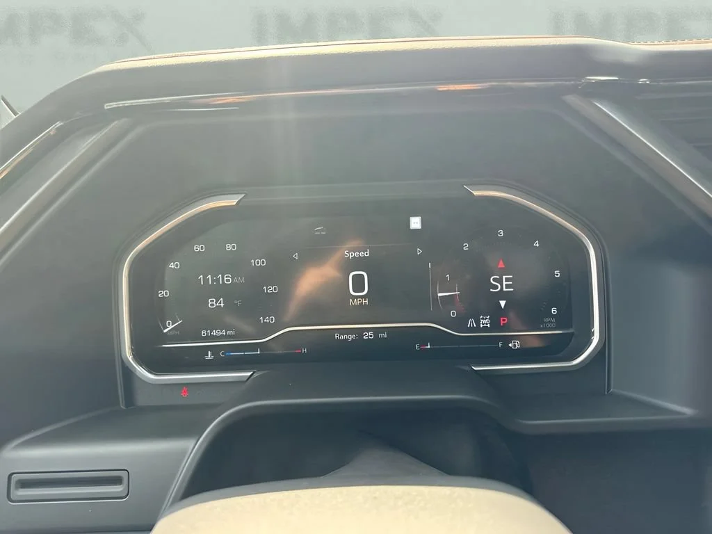 Used 2022 Summit White GMC AT4 image 28