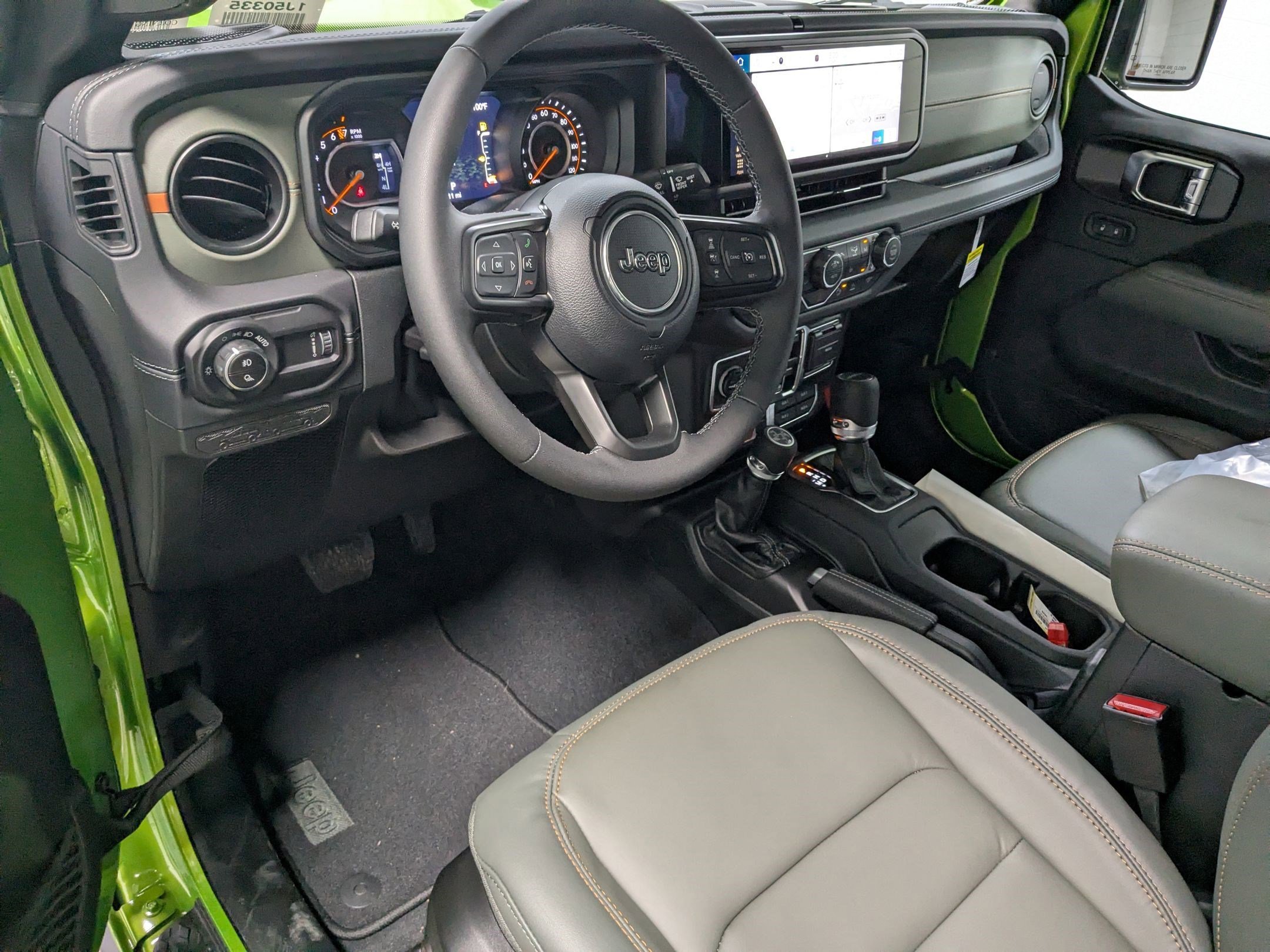 New 2025 Mojito Exterior Paint Jeep Mojave X image 10