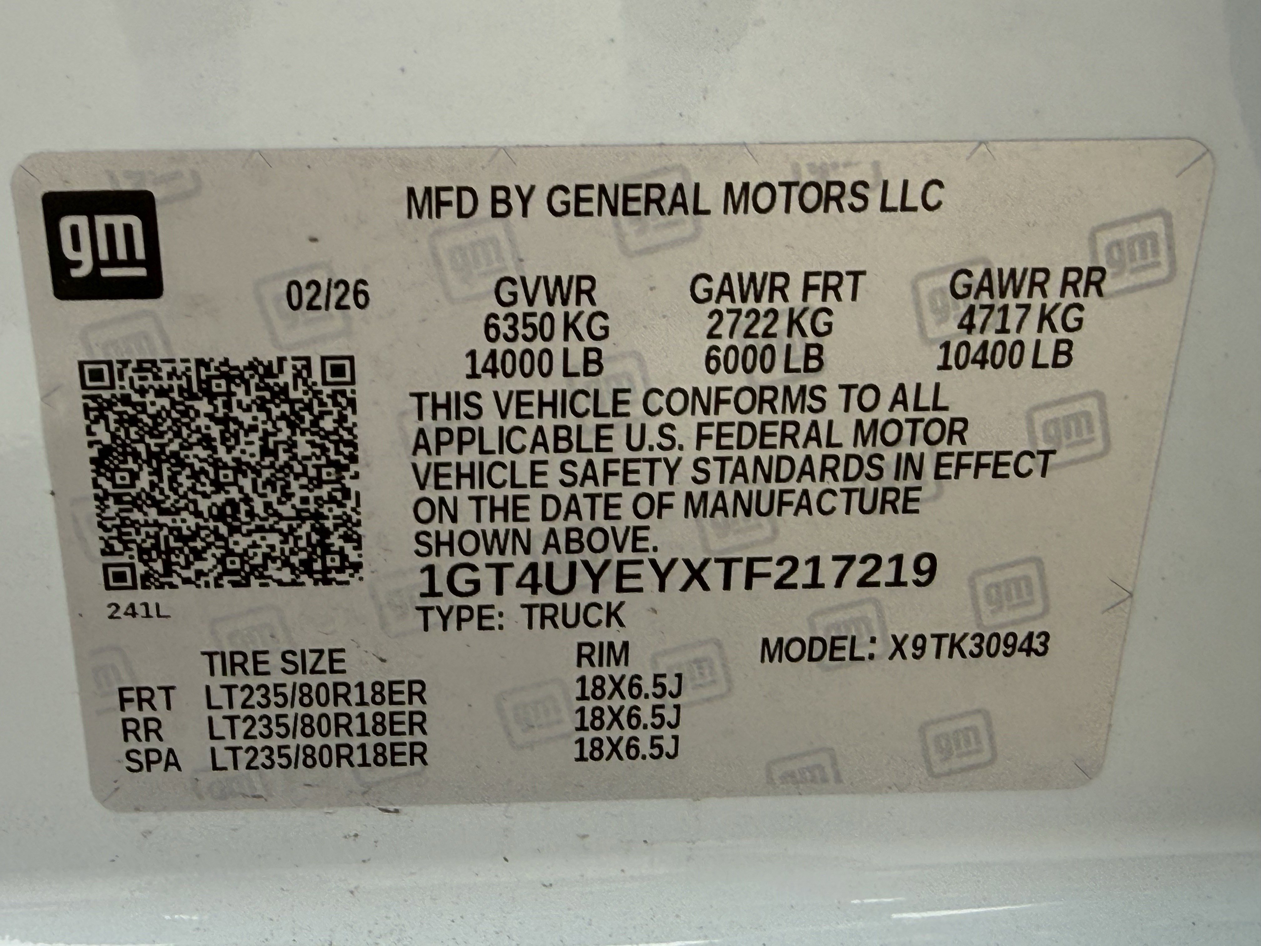 New 2026 Glacier White Tricoat GMC Denali Ultimate DRW image 18