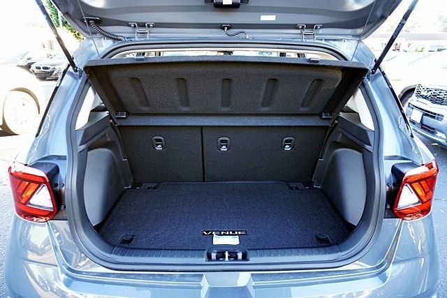 Used 2026 Gray Hyundai SEL image 15