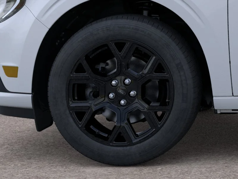 New 2026 Space White Metallic Ford Lobo™ image 20