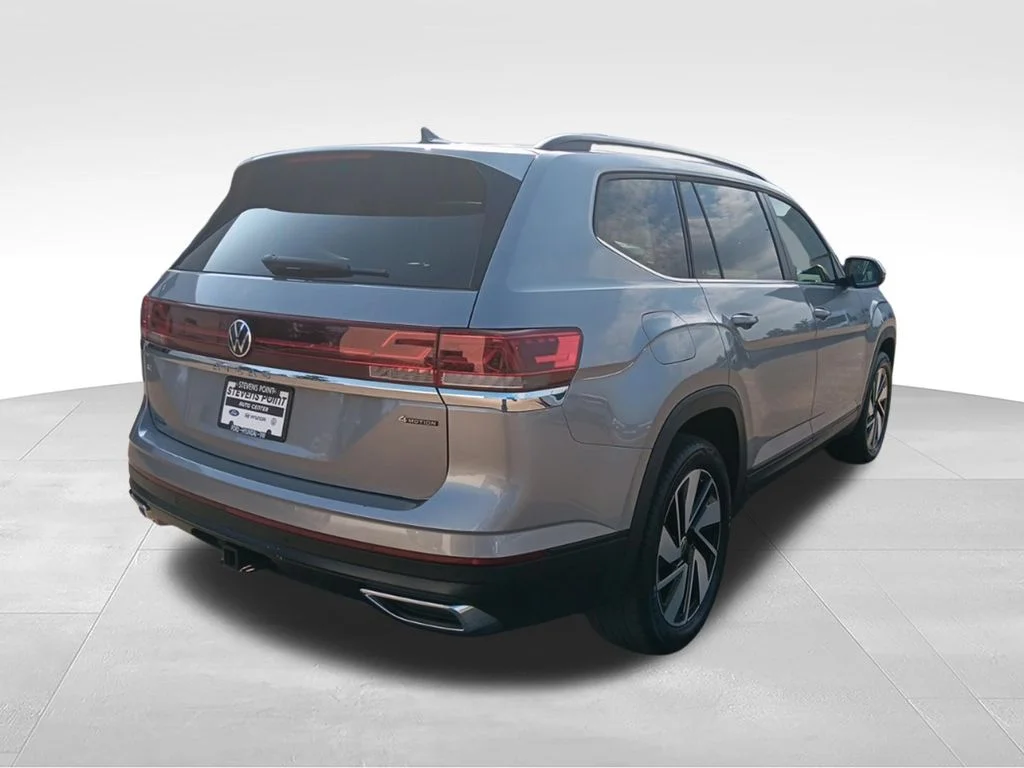 Used 2026 Black Volkswagen SE w/Technology image 7
