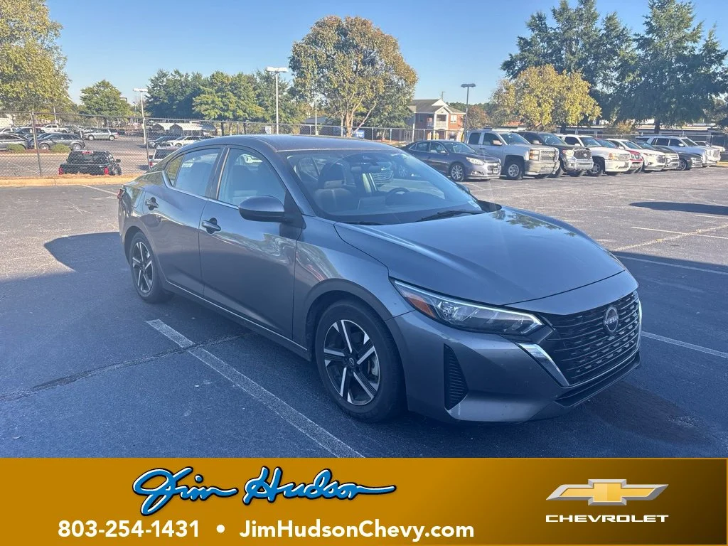 Used 2025 Gray Nissan SV image 1