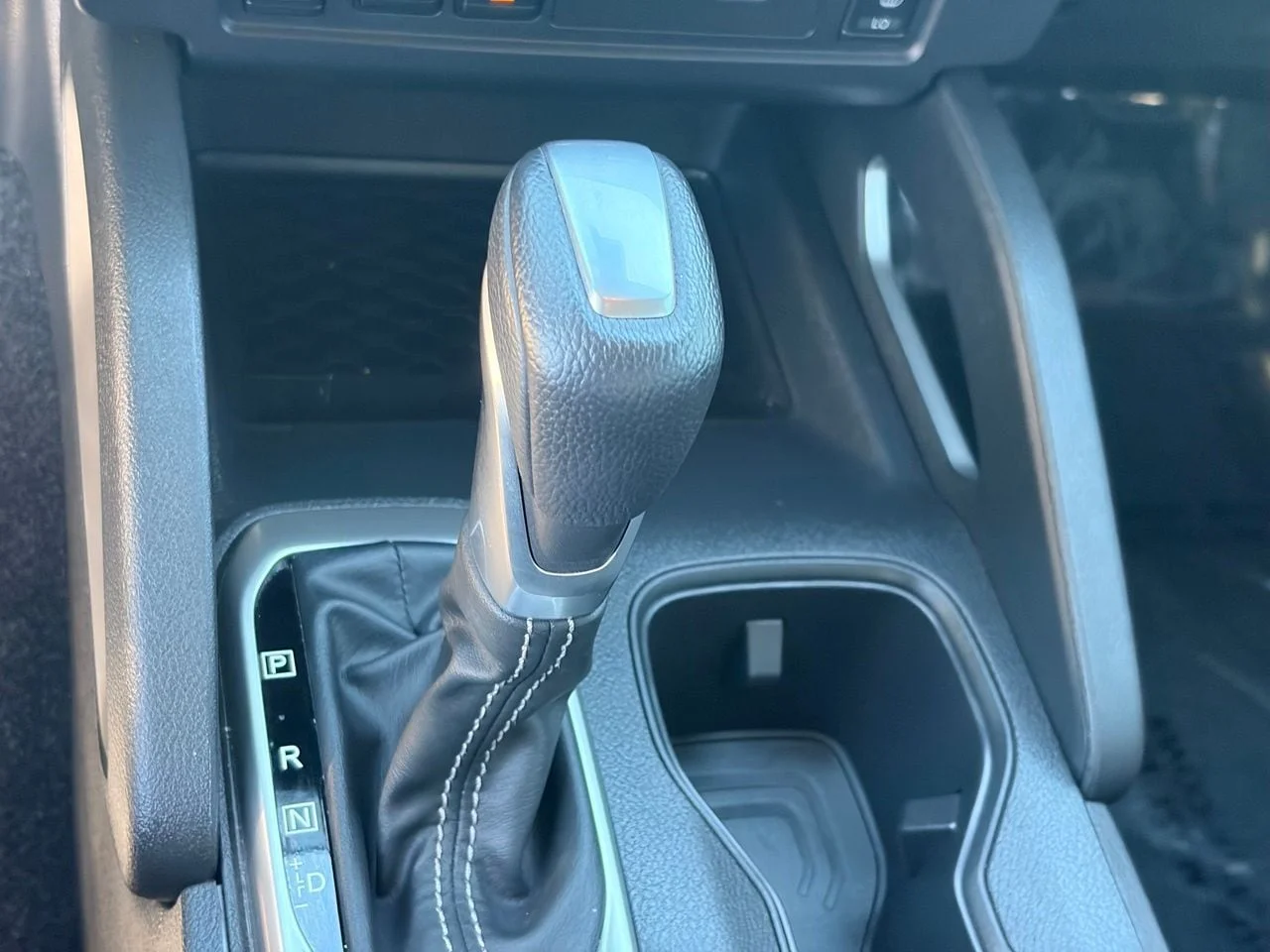 Used 2025 Gun Metallic Nissan SV image 26