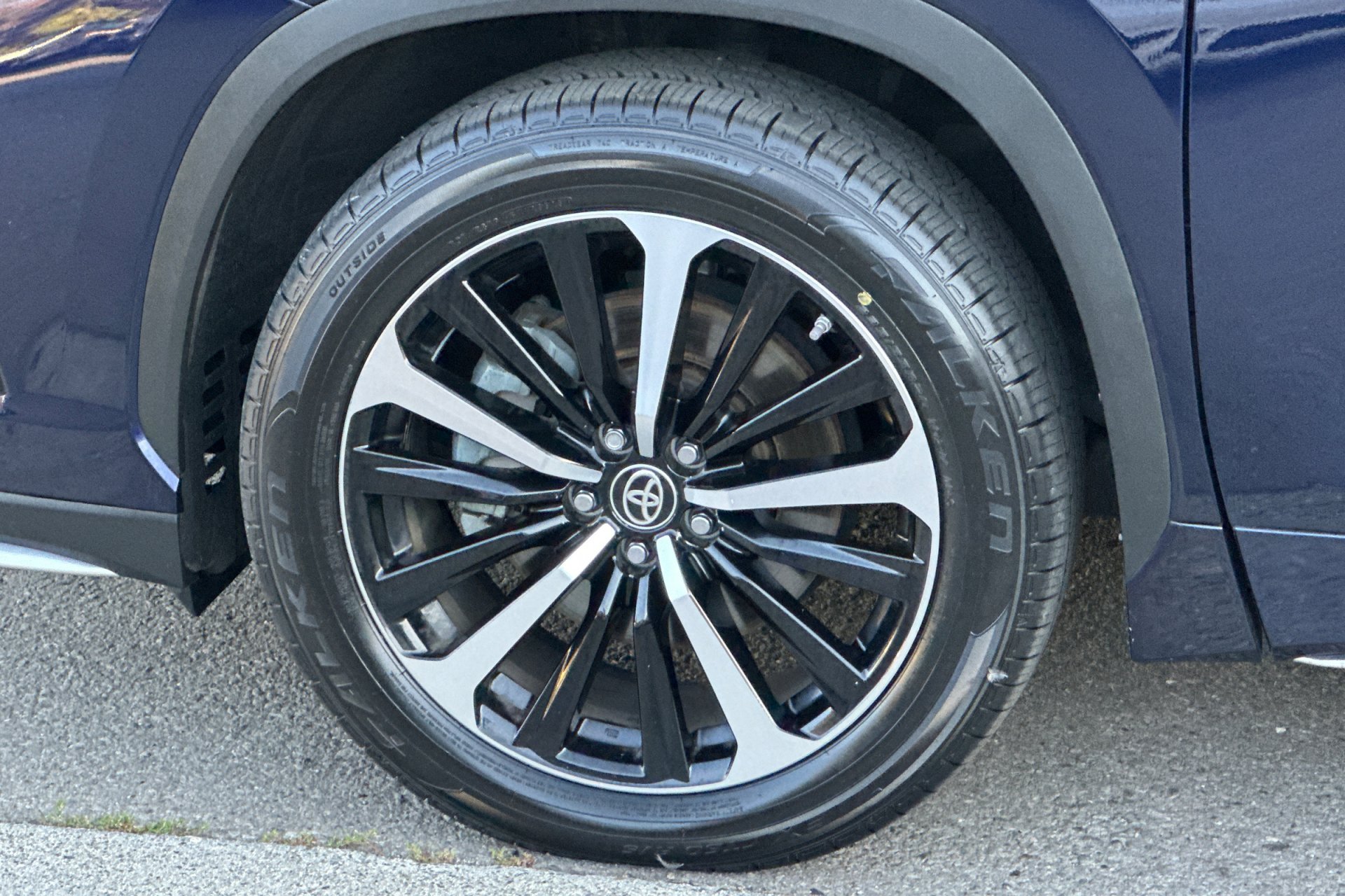 Used 2021 Blueprint Toyota XSE image 11
