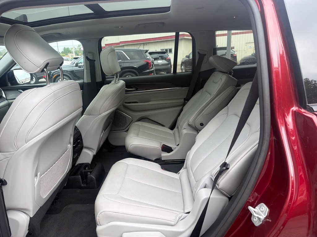 Used 2023 Red Jeep Overland image 15