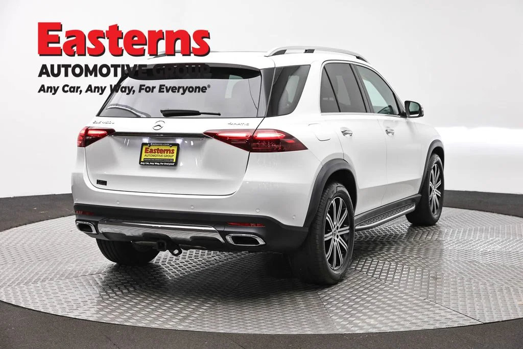 Used 2025 White Mercedes-Benz GLE 450e image 5