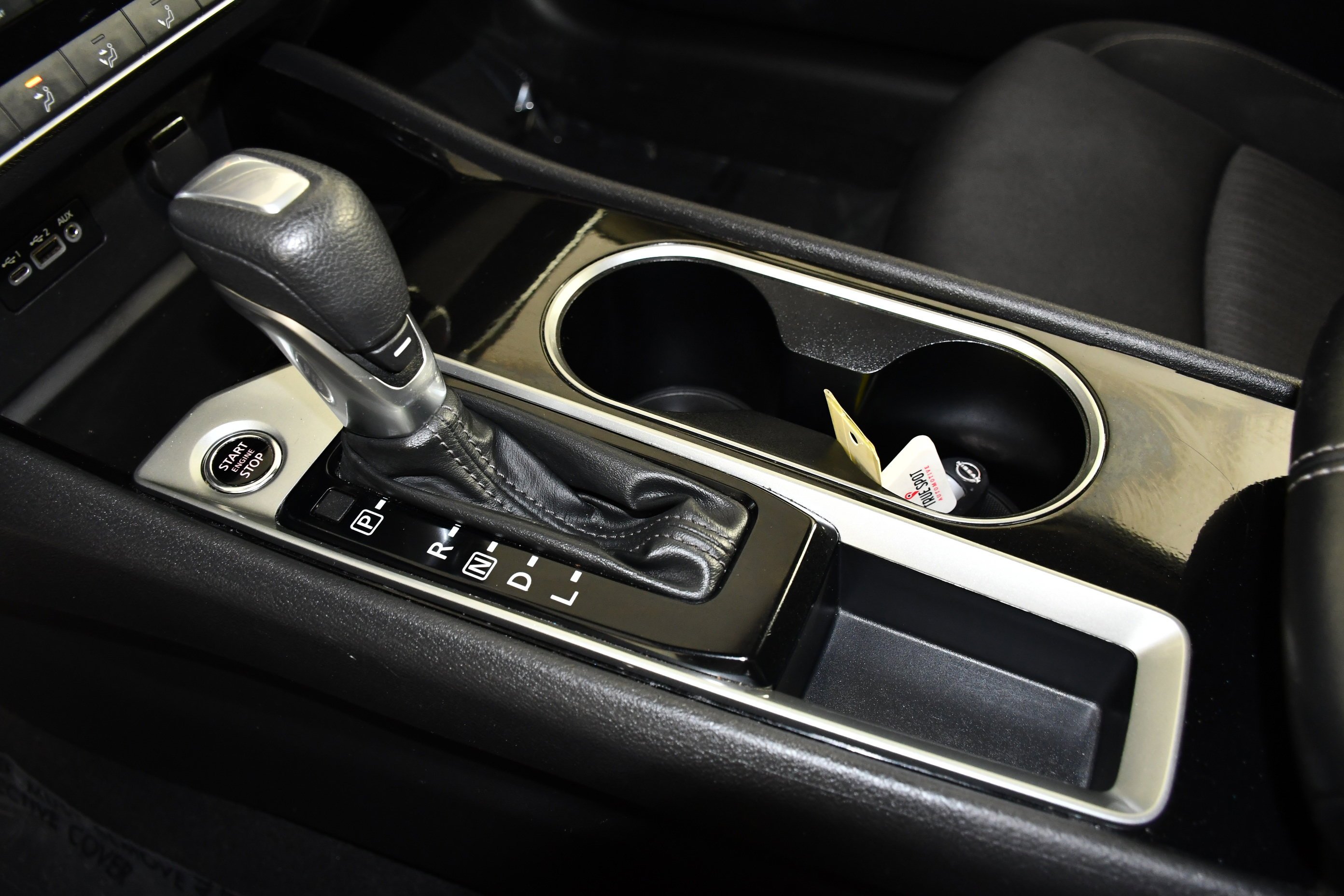 Used 2024 Super Black Nissan 2.5 SV image 31